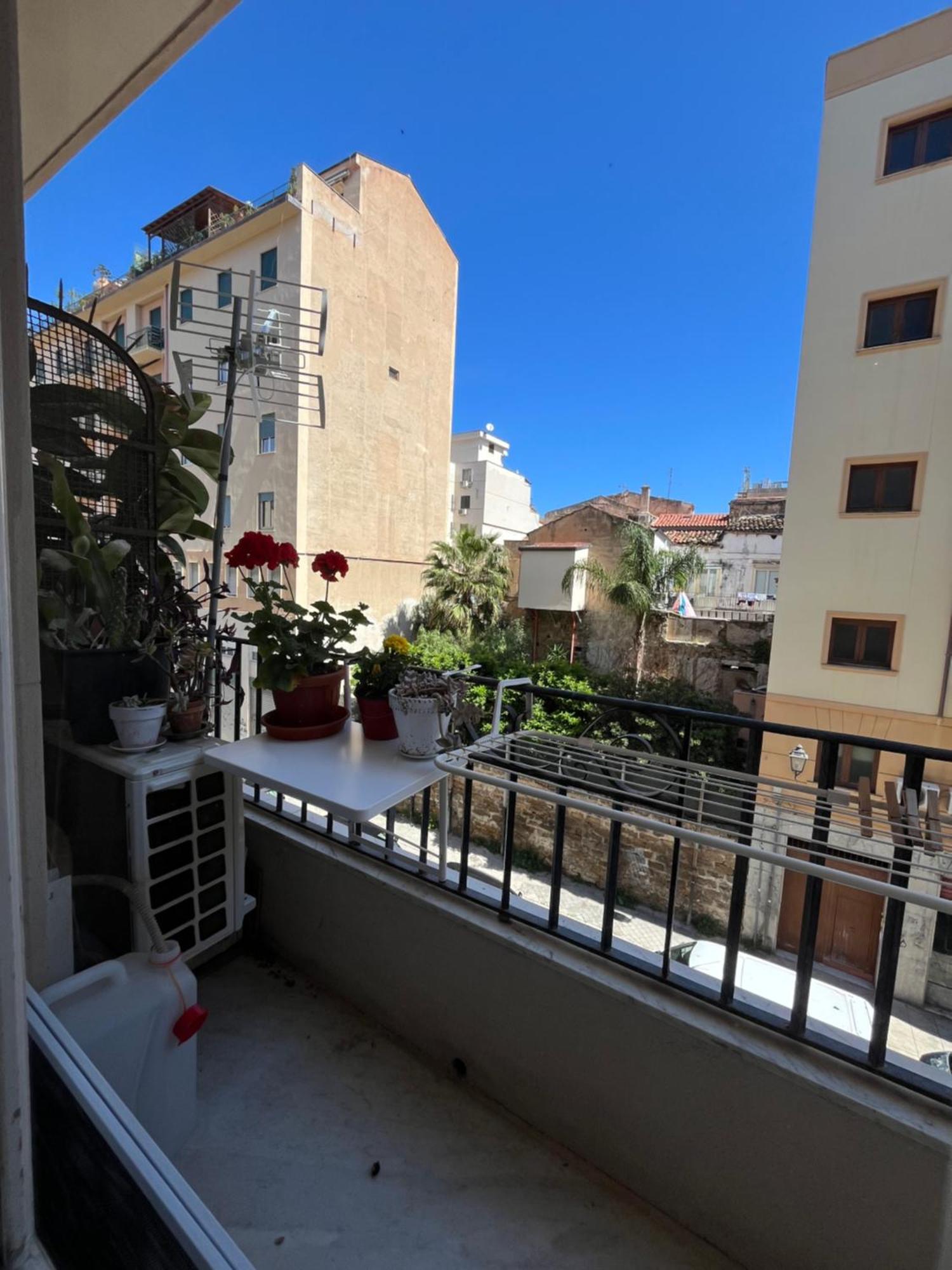 Donizetti 19 Hotel Palermo Exterior photo